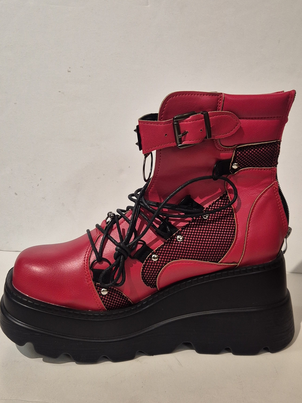 Red Platform Lace up Boots EU 42 (P52)